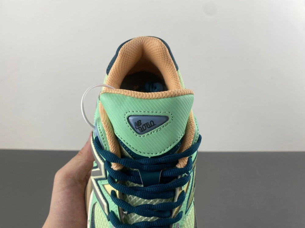 Minimalist New Balance 9060 Sweetgrass Deep Ocean U9060TMA 2340