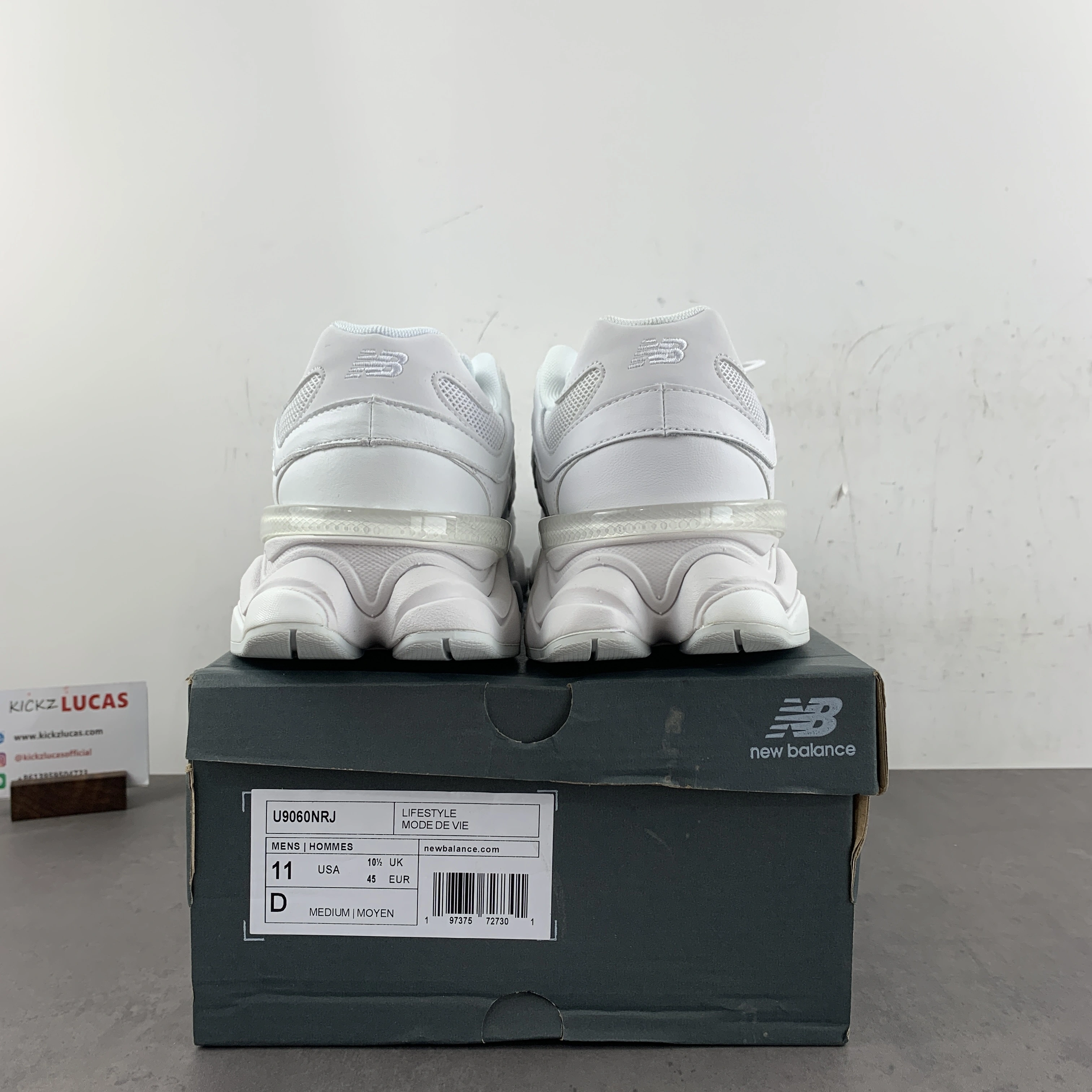 Bold New Balance 9060 Triple White U9060NRJ 2434