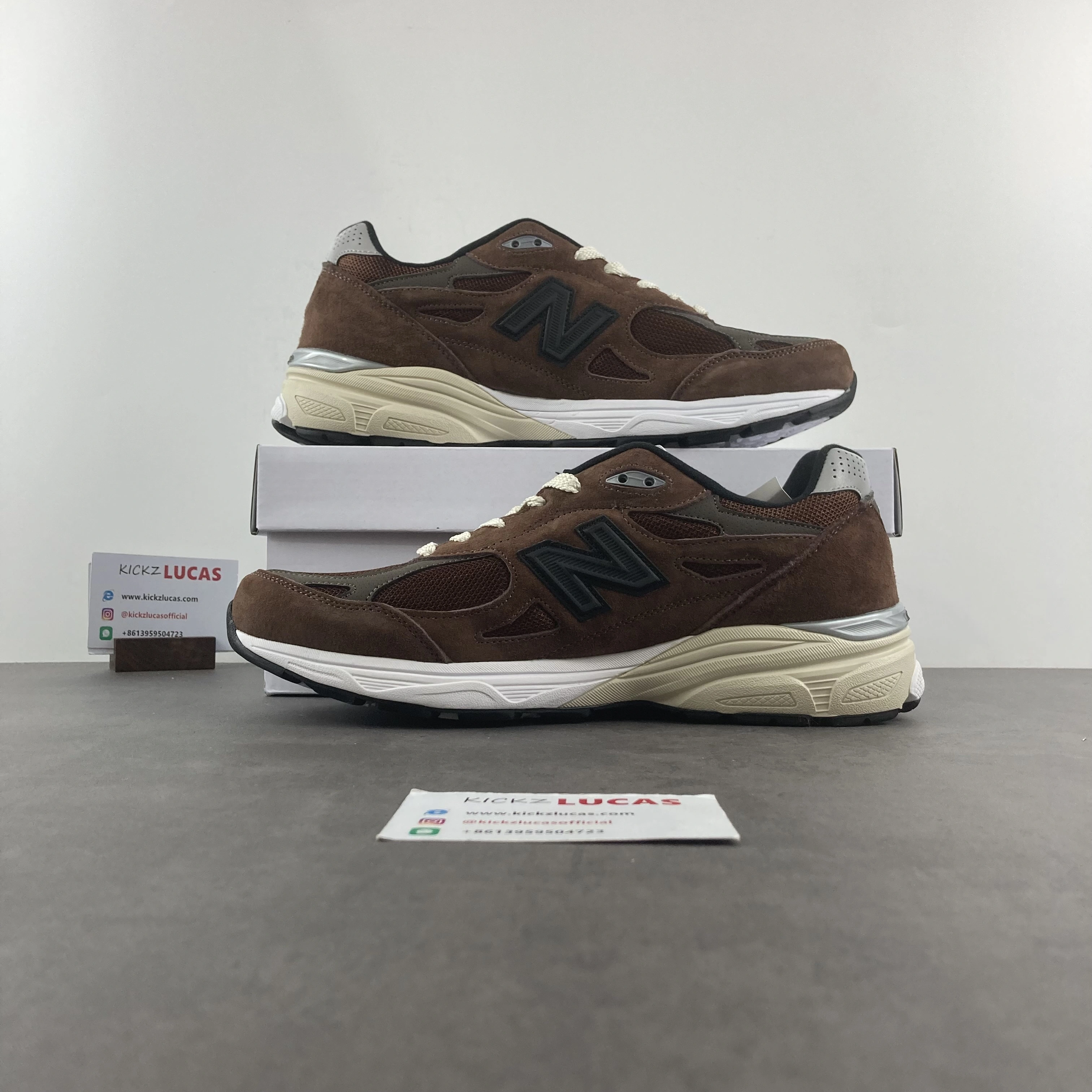 Bold New Balance 990v3 MiUSA JJJJound Montréal M990JB 2462