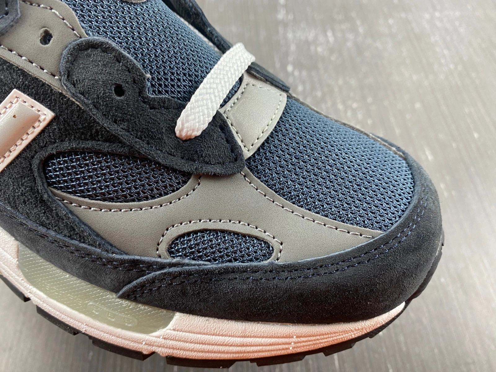 New Balance 992 Navy Grey M992GG Modern 2496