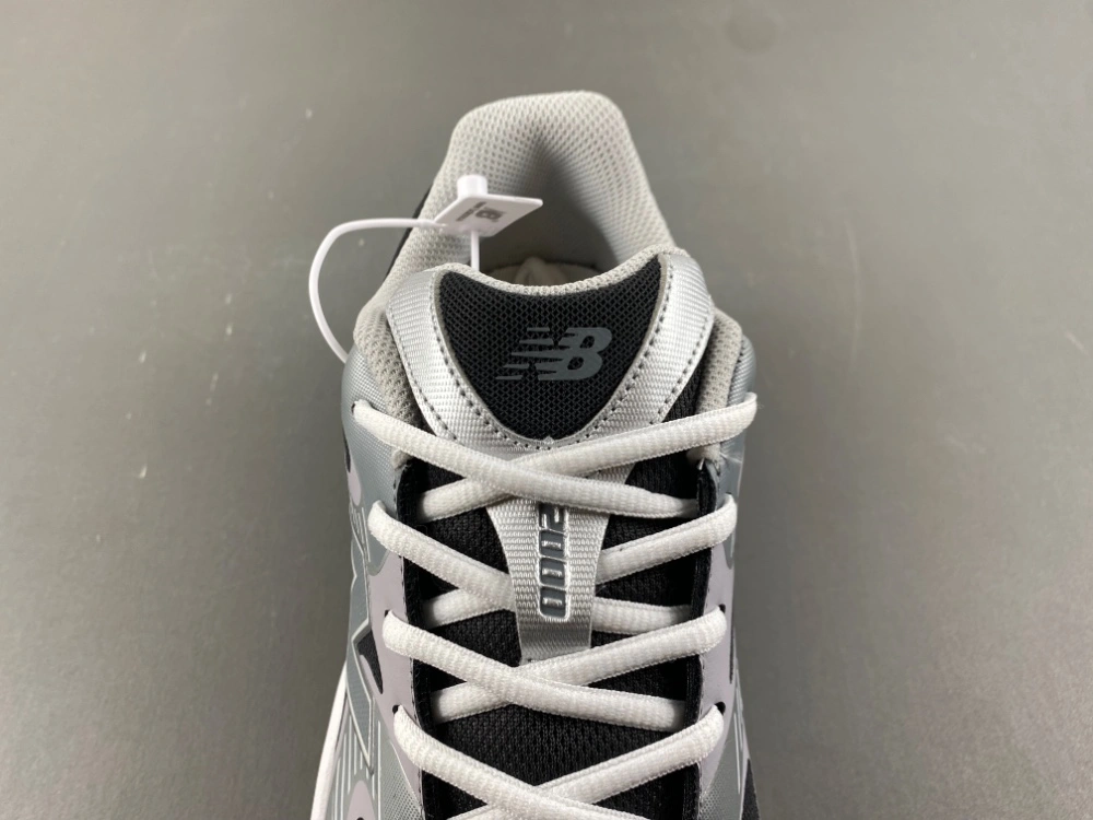 SportInspired New Balance Abzorb 2000 Silver Metallic-Faded Black U20003OZ 2328