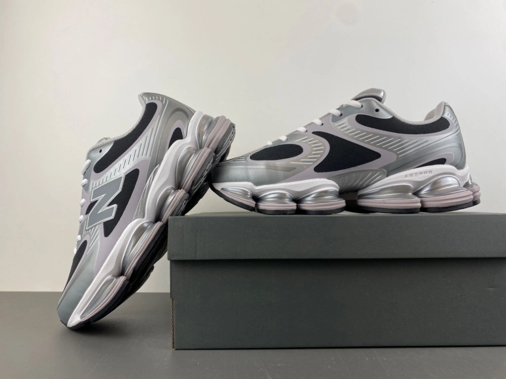 SportInspired New Balance Abzorb 2000 Silver Metallic-Faded Black U20003OZ 2328
