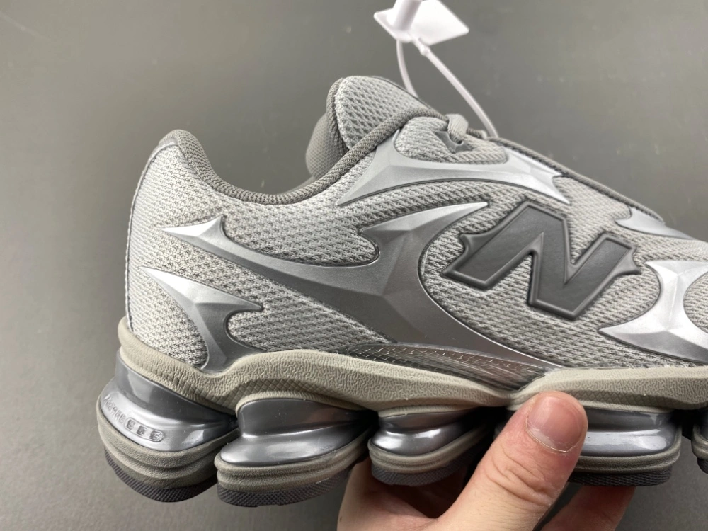 New Balance Abzorb 2000 Silver Metallic U20005UW SmoothTexture 2323
