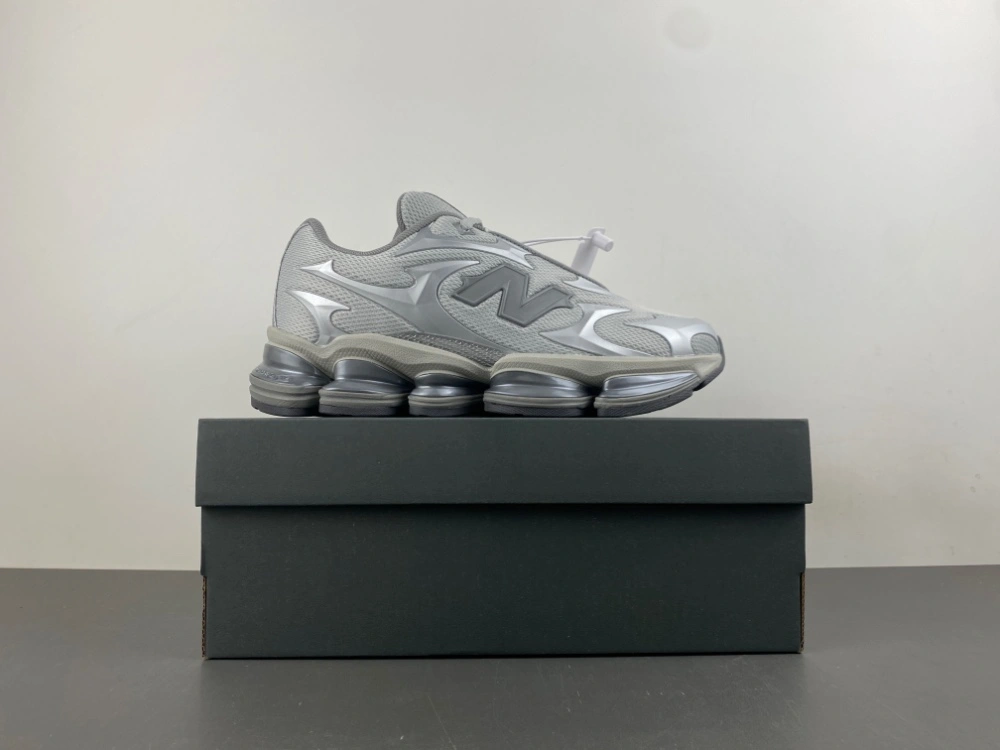 New Balance Abzorb 2000 Silver Metallic U20005UW SmoothTexture 2323