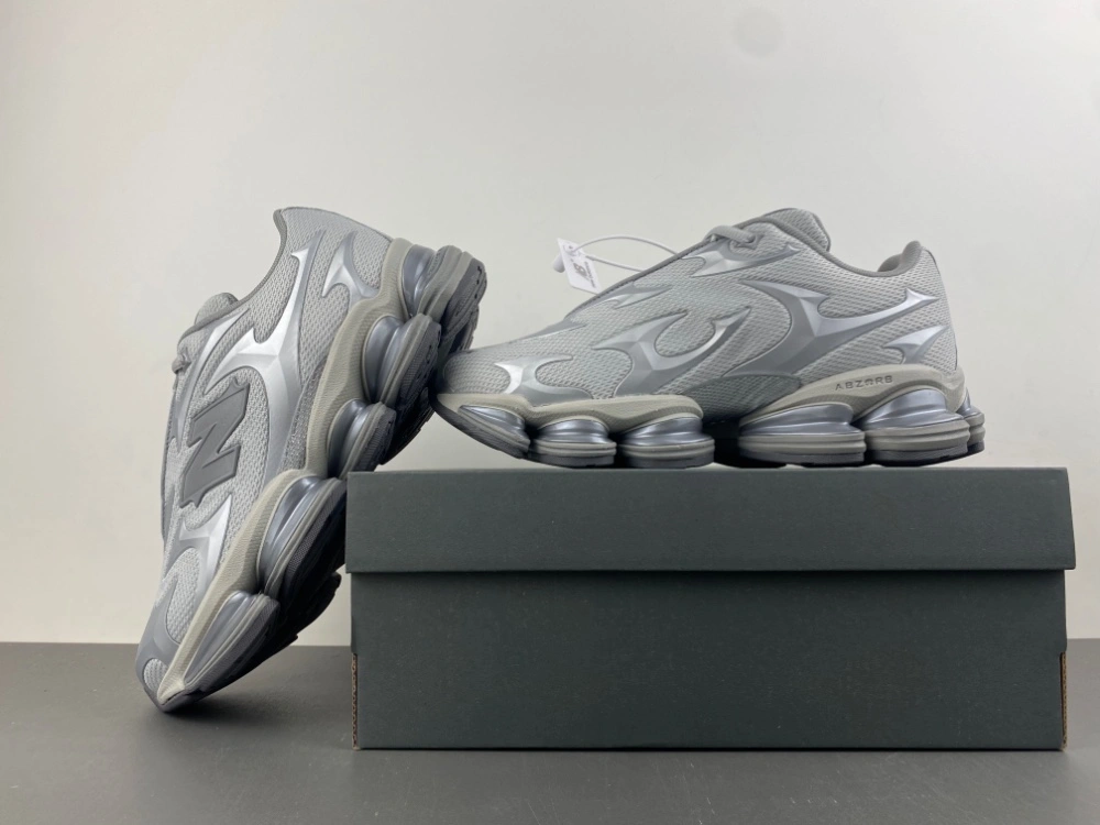 New Balance Abzorb 2000 Silver Metallic U20005UW SmoothTexture 2323