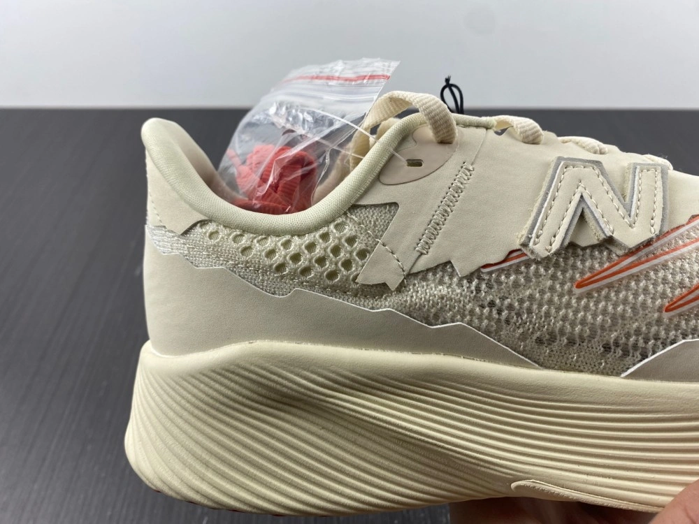New Balance FuelCell RC Elite v2 SI Stone Island TDS MSRCELTD Unisex 2512