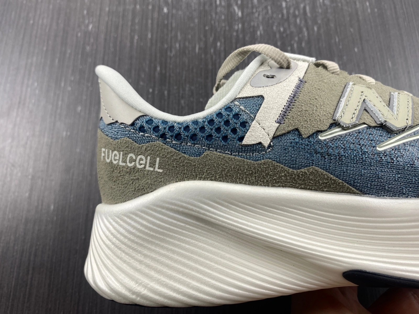 Breathable New Balance FuelCell RC Elite v2 Tokyo Design Studio Grey Vetiver MSRCELTO 2498