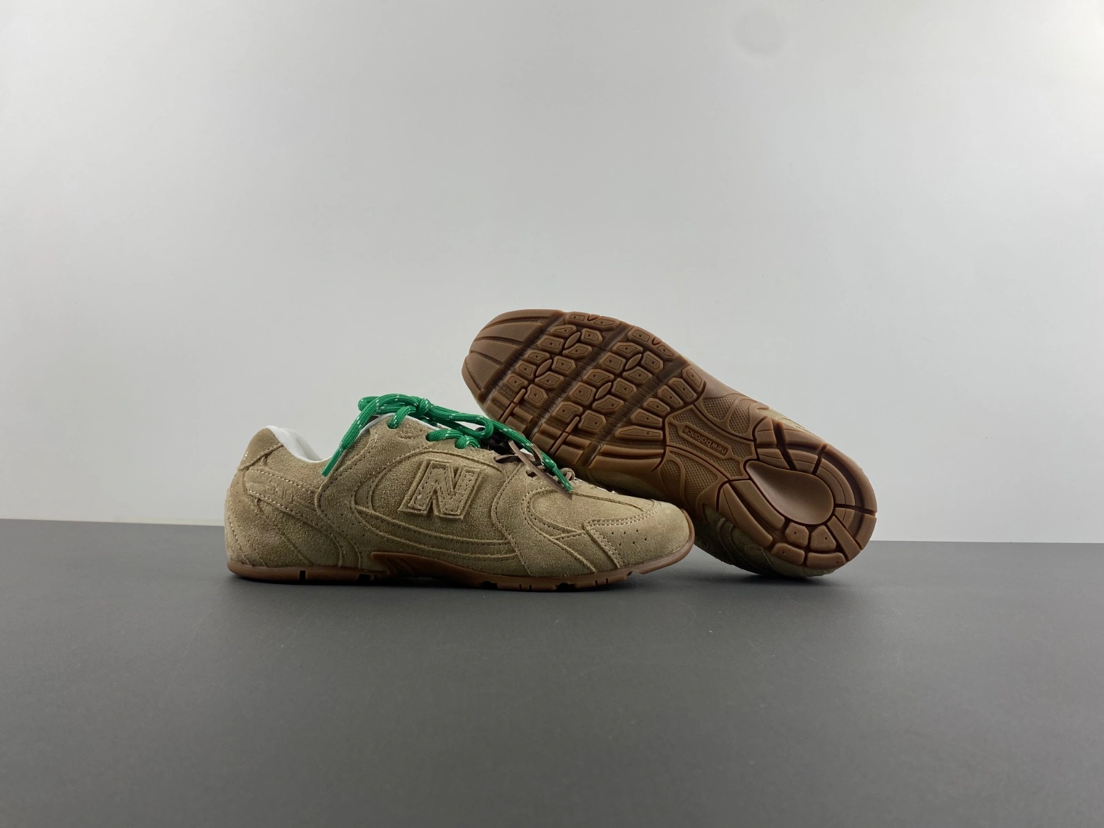 New Balance M*iu M*iu 530 SL 5E165E HighPerformance 2445