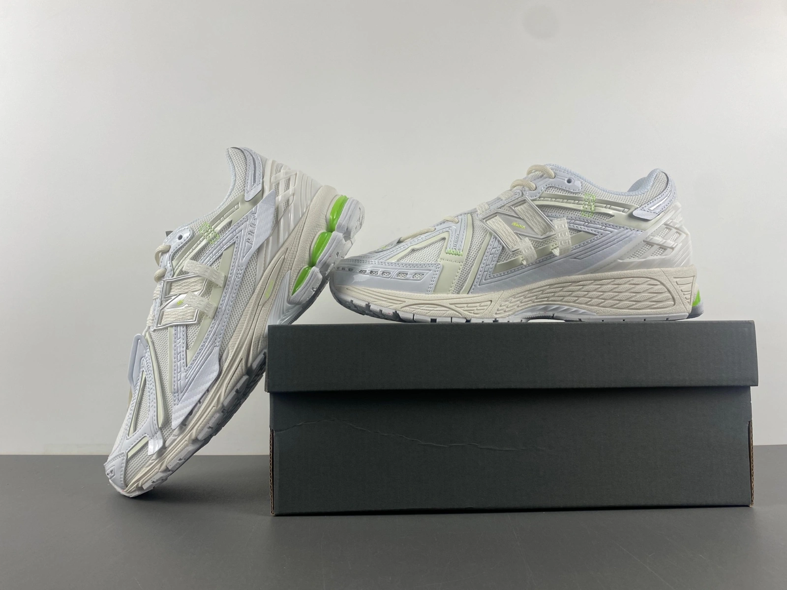 New Balance U1906AE Unisex 2389