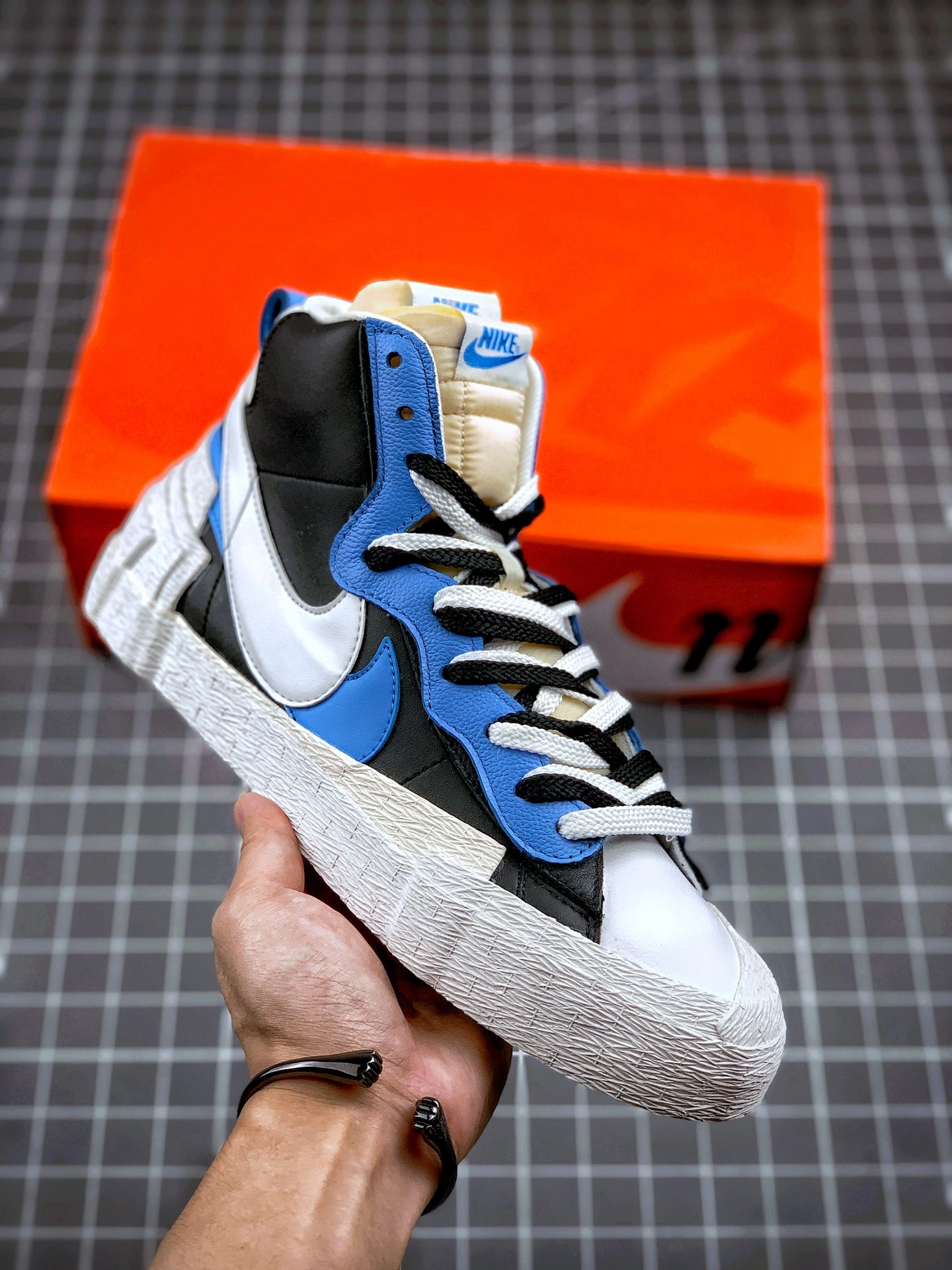 Lightweight Nike Blazer Mid BV0072- 1222