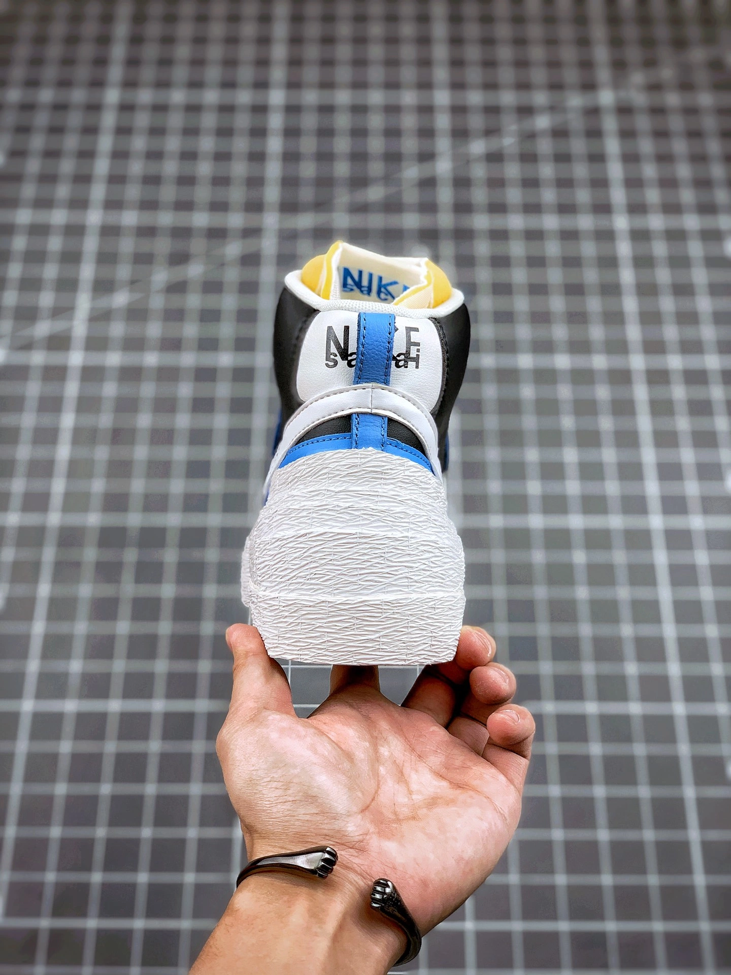 Lightweight Nike Blazer Mid BV0072- 1222