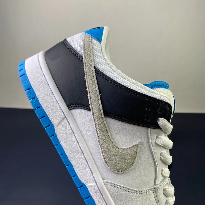 Bold Nike SB Dunk Low BQ6817 537
