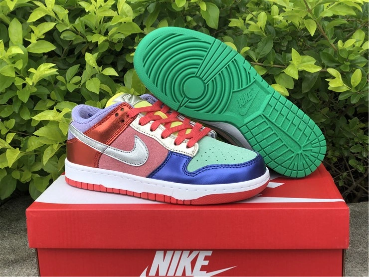 Nike SB Dunk Low DN0855 Tailored 570