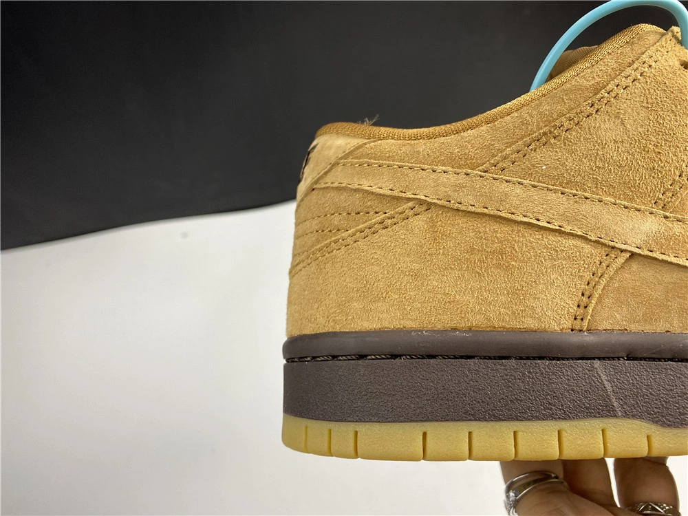 Nike SB Dunk Low Pro Wheat Mocha BQ6817- TravelReady 627