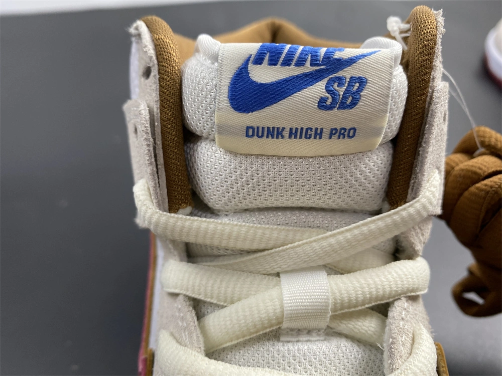 Nike SB Dunk high Team Crimson CV9499- ZeroBulk 542