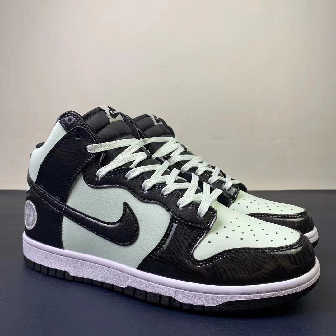 WeatherProof Nike SB Dunk 512