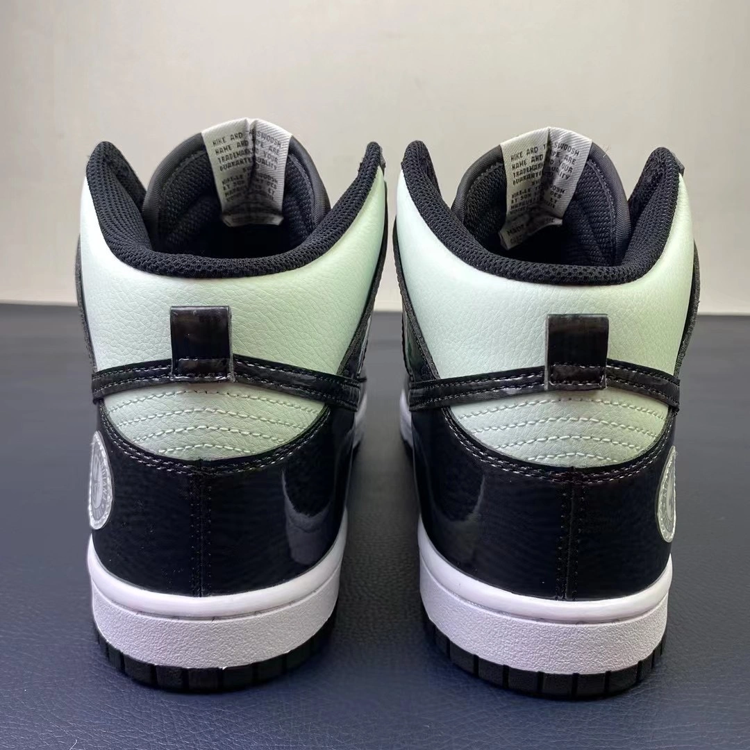 WeatherProof Nike SB Dunk 512