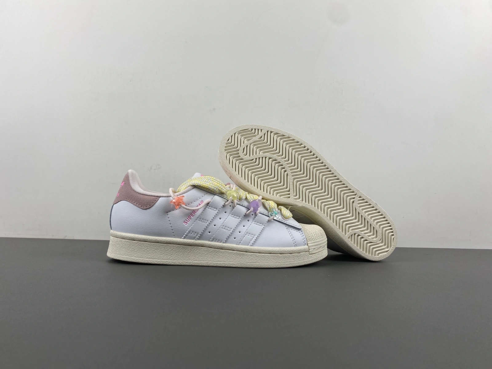 TopPick ORIGINALS SUPERSTAR W PINK CLOUD WHITE IF 2791