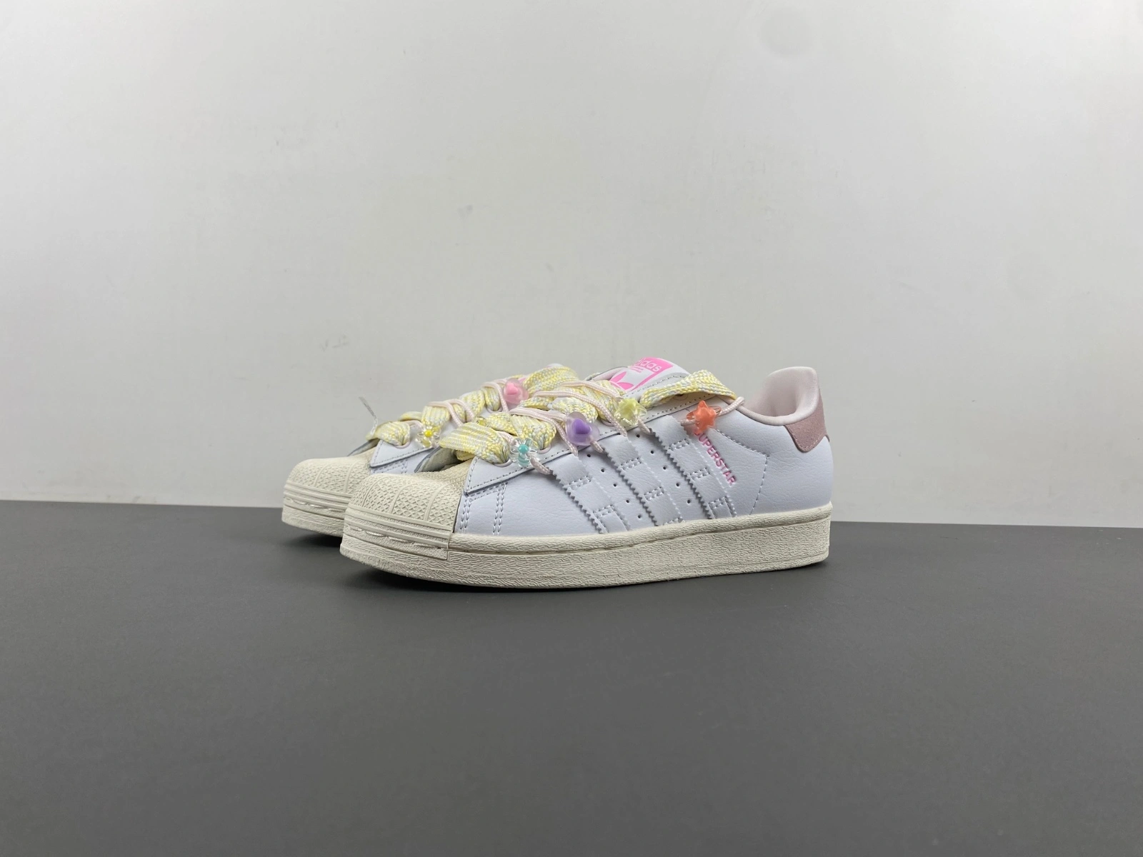 TopPick ORIGINALS SUPERSTAR W PINK CLOUD WHITE IF 2791