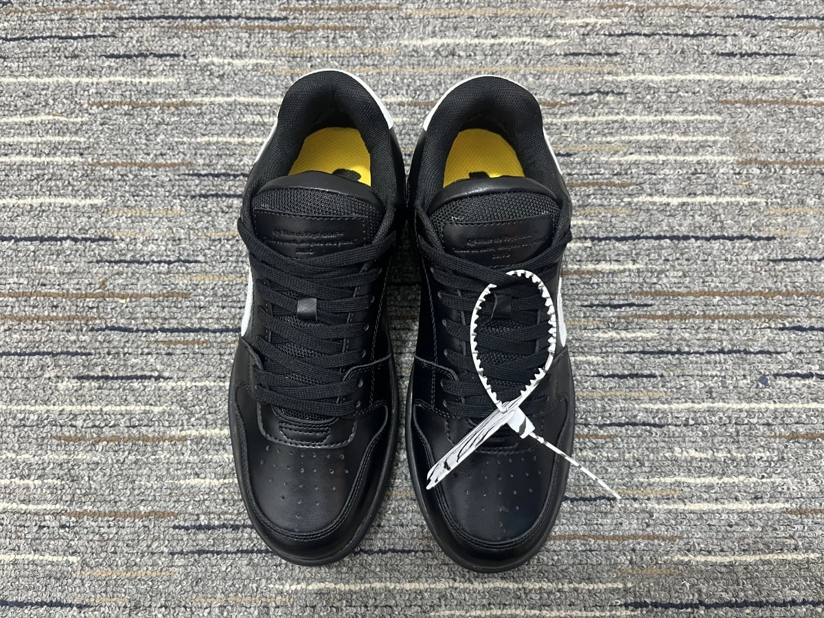 Comfortable O*ff W*hite Out Of Office OOO Low Tops CL221230- 5520
