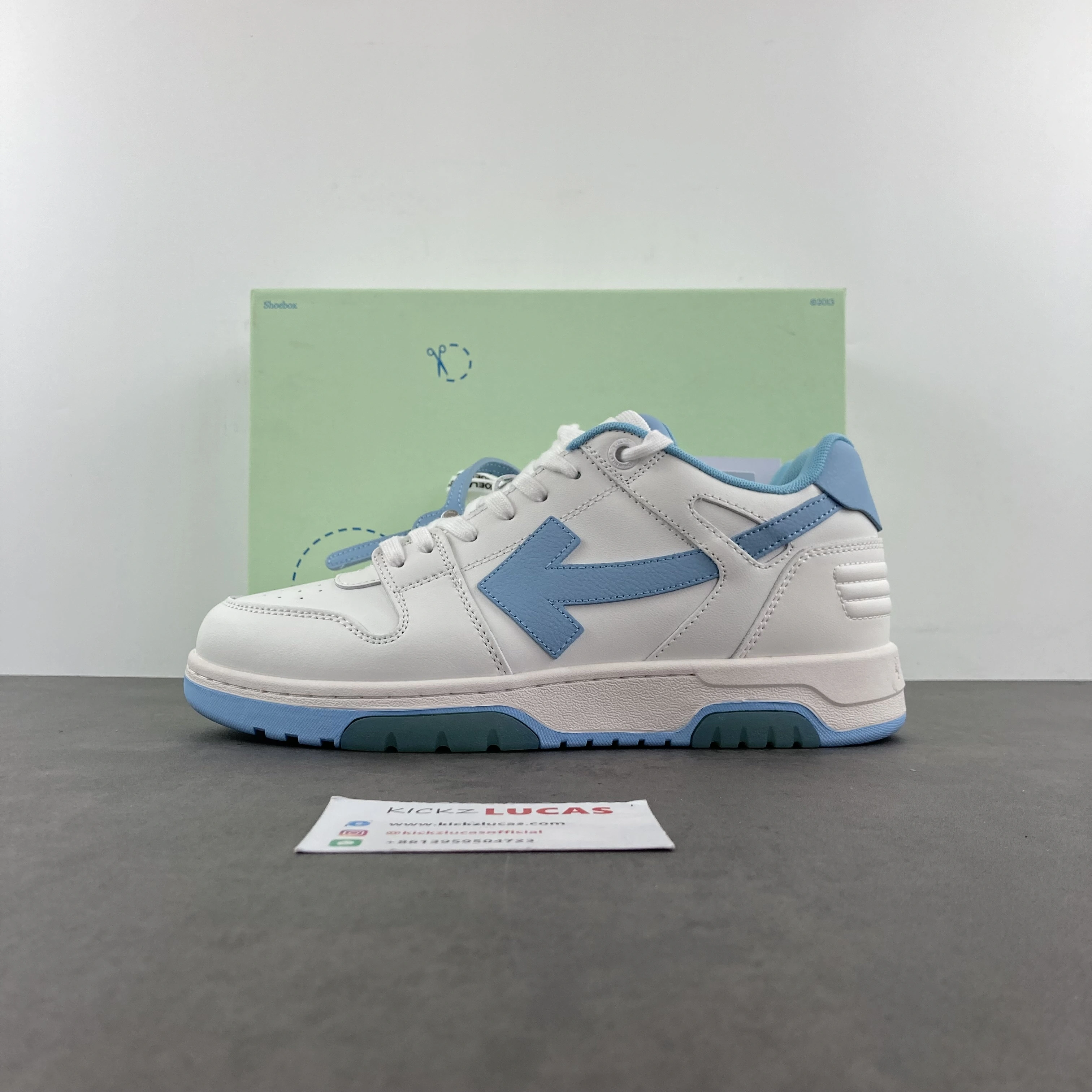 O*ff W*hite Out Of Office OOO Low Tops MK 20230529 - Youthful 5515
