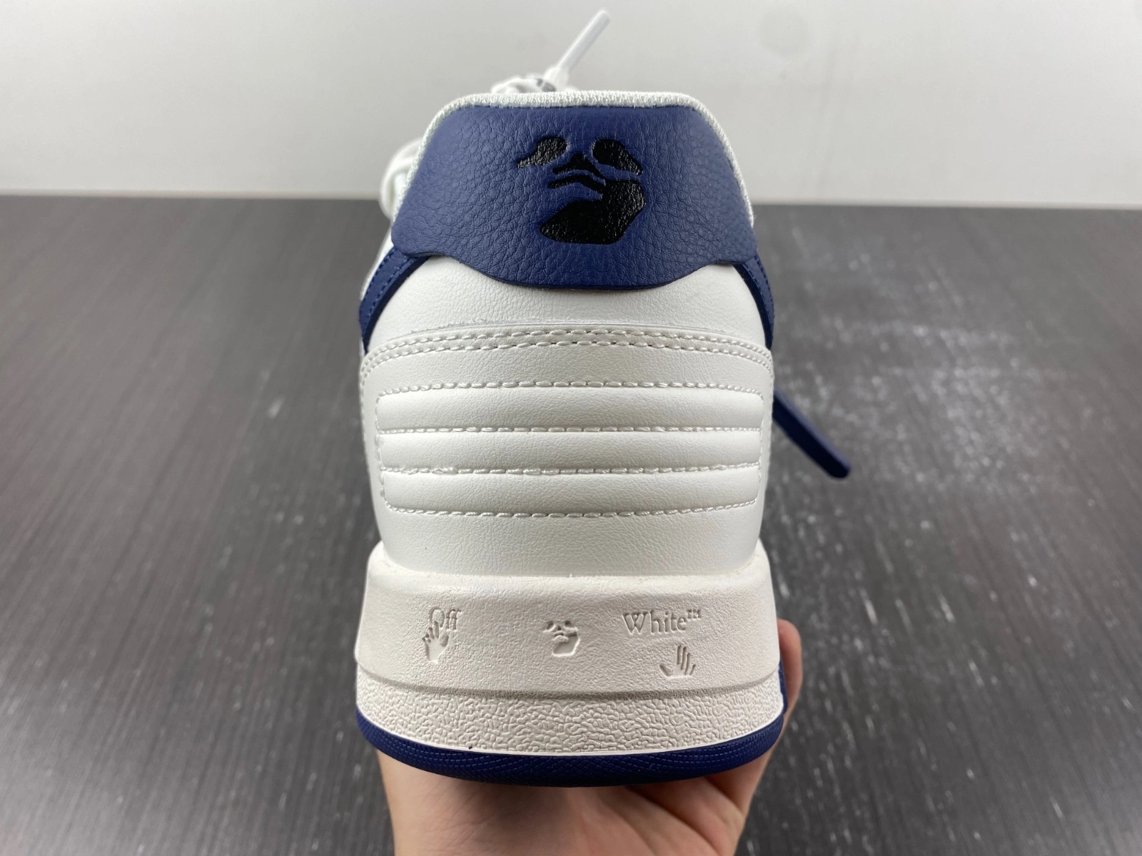 O*ff W*hite Out Of Office OOO Low Tops MK SunProtective 5519
