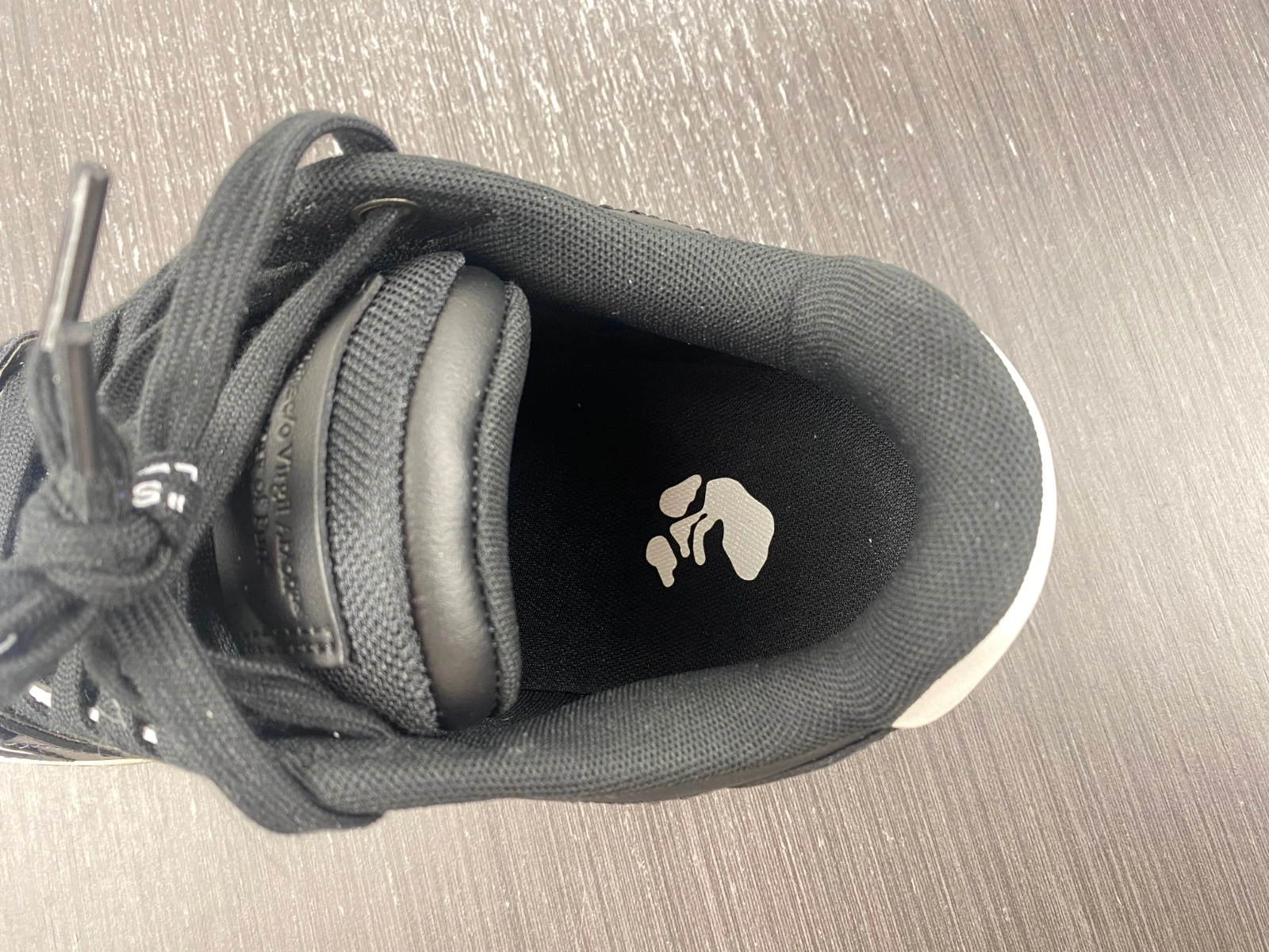 Classic O*ff W*hite Out Of Office OOO Low Tops MK 5484