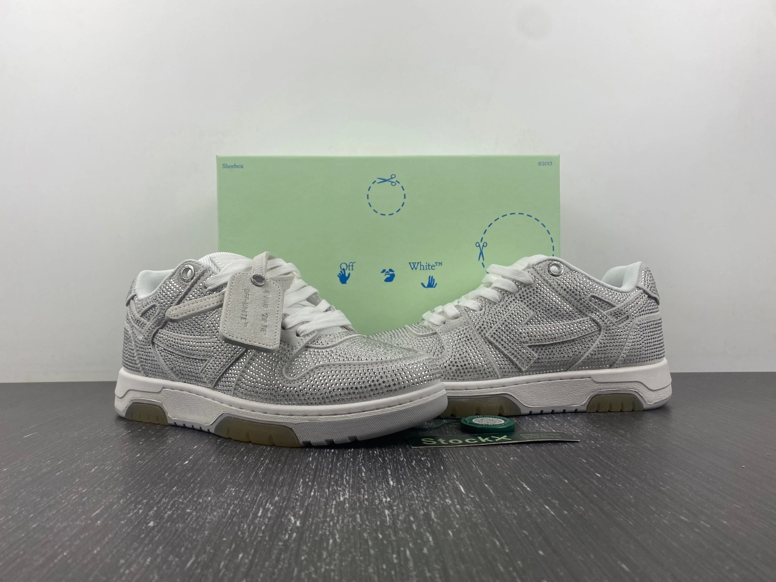 O*ff W*hite Out Of Office OOO Low Tops MK 20231018- Stretchable 5453