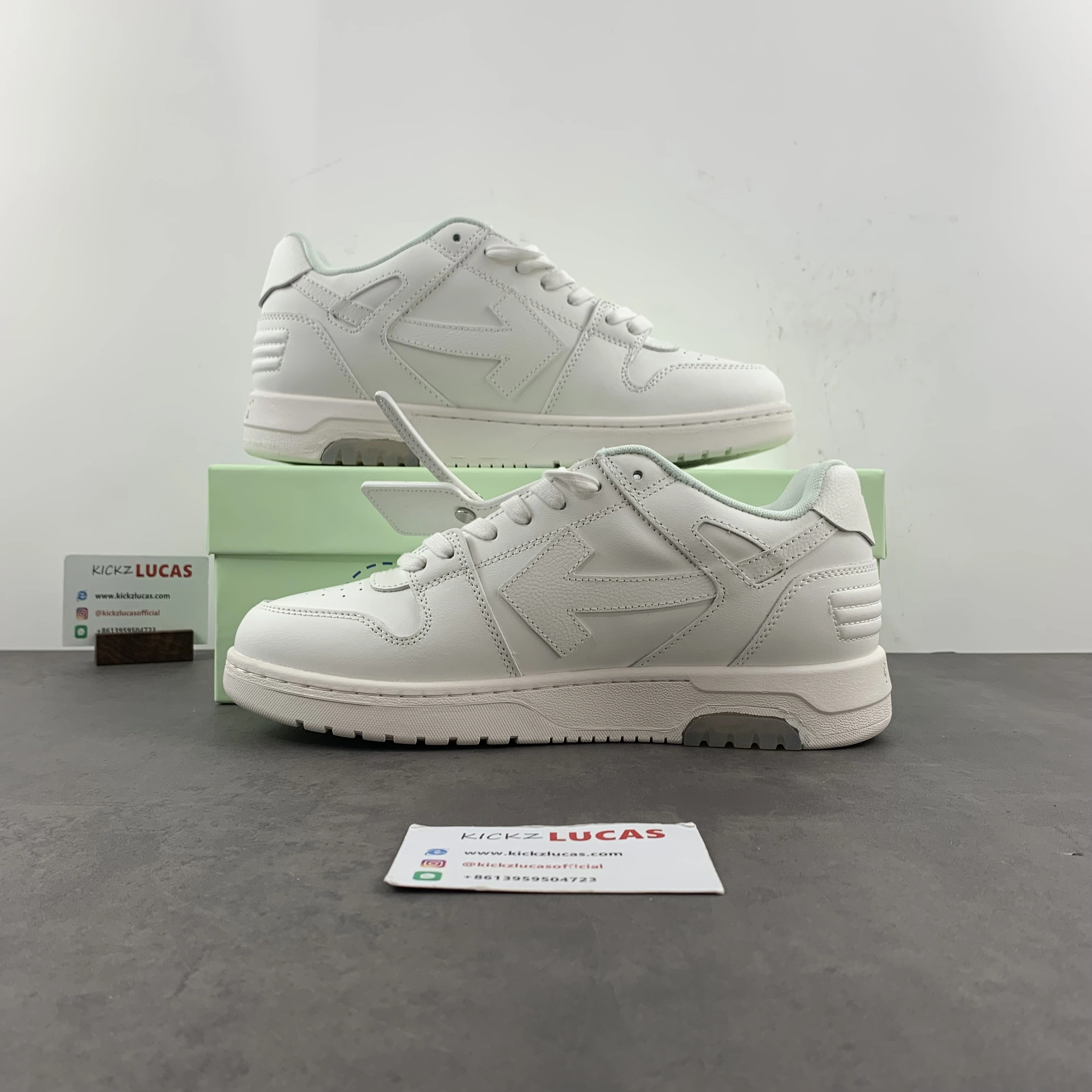 Contemporary O*ff W*hite Out Of Office OOO Low Tops MK 20231019- 5451
