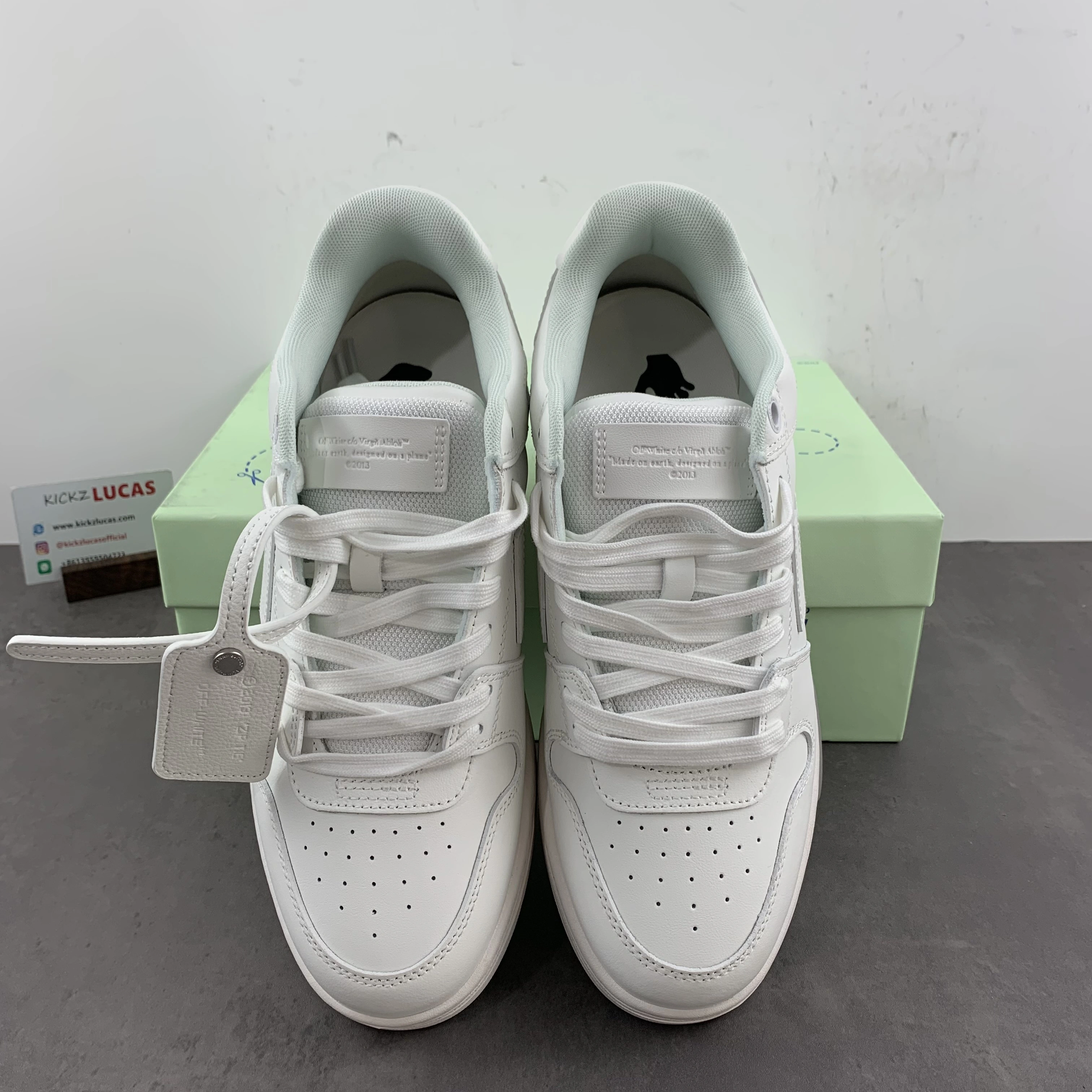 Contemporary O*ff W*hite Out Of Office OOO Low Tops MK 20231019- 5451