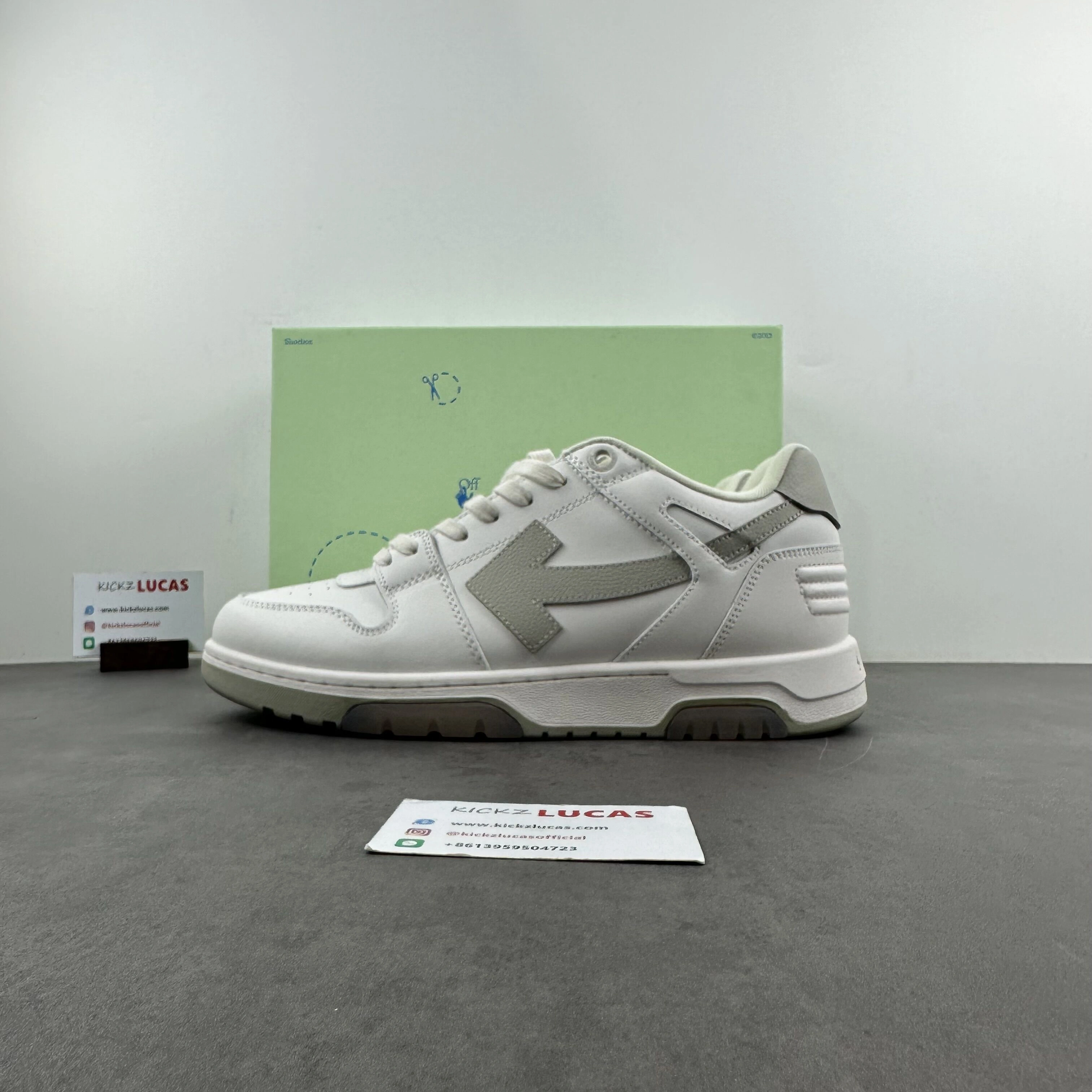 O*ff W*hite Out Of Office OOO Low Tops MK 20231201- Thermal 5450