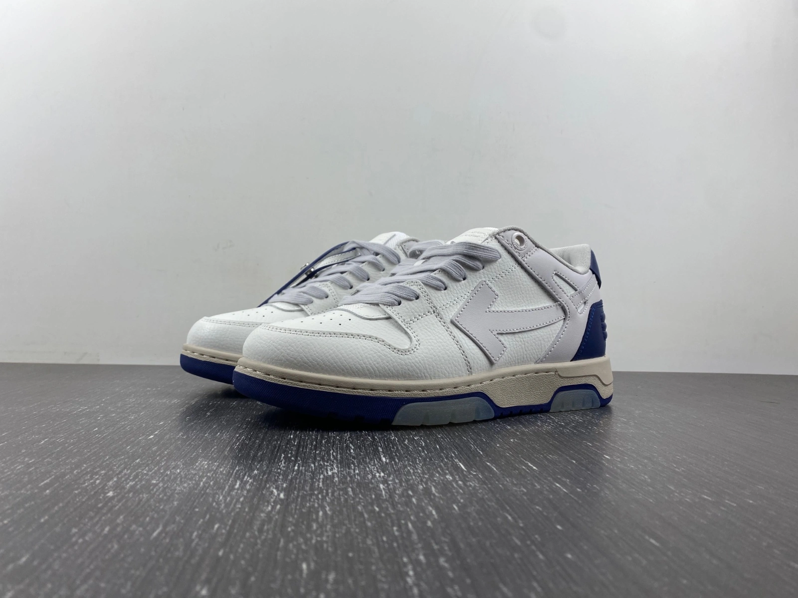 Efficient O*ff W*hite Out Of Office OOO Low Tops MK 20240130- 5446
