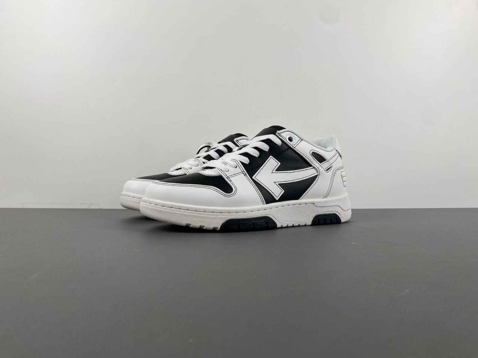 O*ff W*hite Out Of Office OOO Low Tops MK 20241031- Breathable 5435