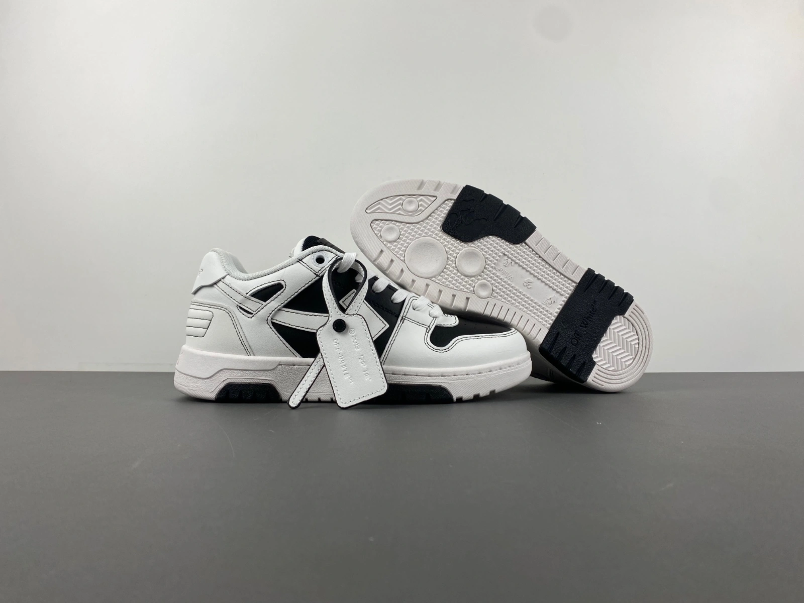 O*ff W*hite Out Of Office OOO Low Tops MK 20241031- Breathable 5435