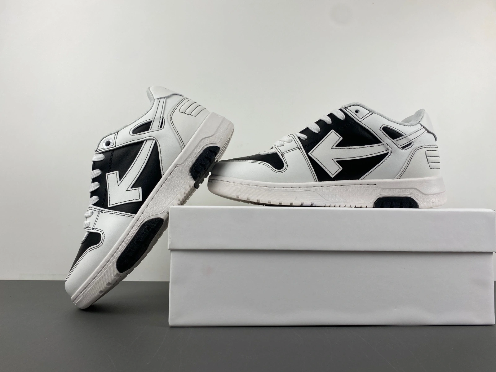 O*ff W*hite Out Of Office OOO Low Tops MK 20241031- Breathable 5435