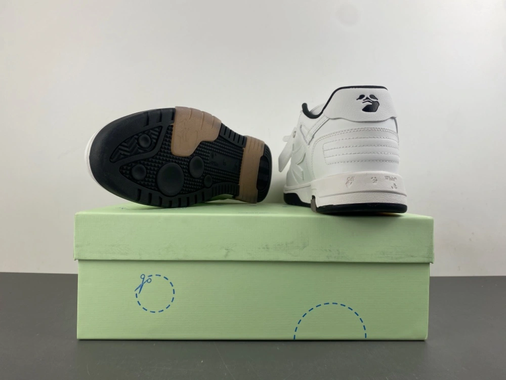 O*ff W*hite Out Of Office OOO Low Tops MK 20260120- AllSeason 5426