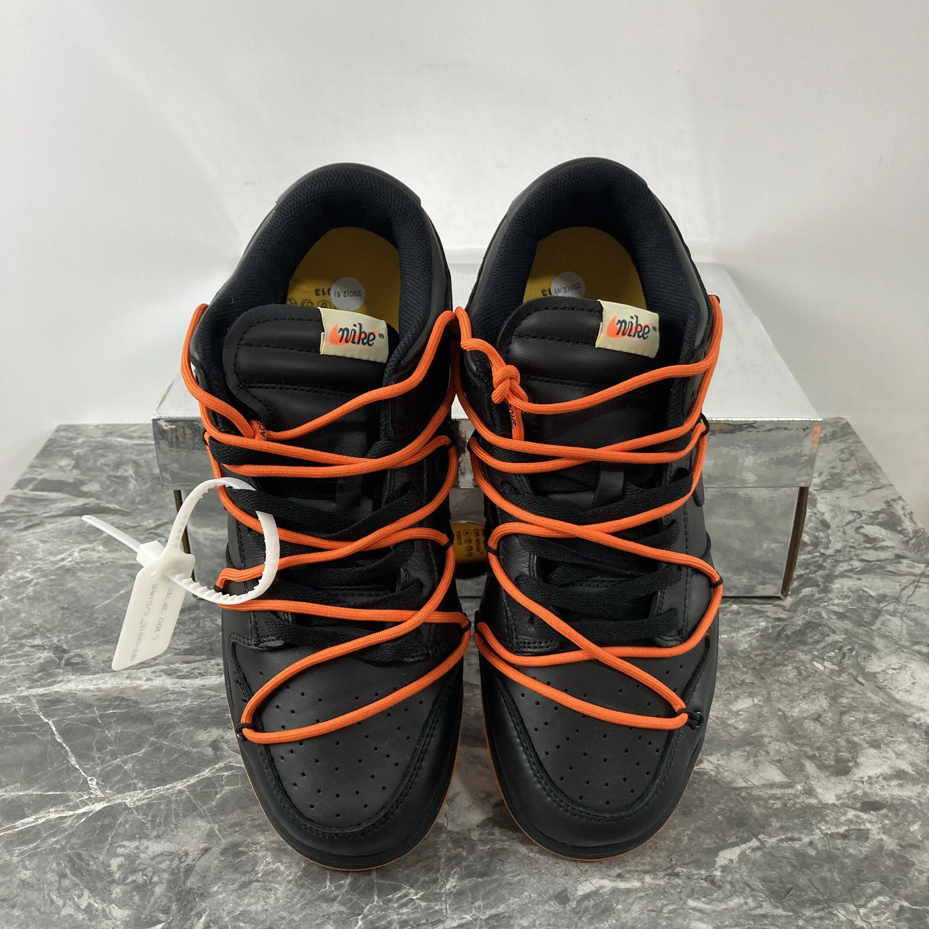 Lightweight Off-White x Nike Dunk Low OW CT0856- 602