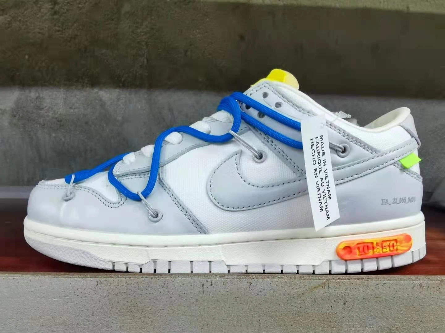 O*ff-W*hite x Nike Dunk Low Tailored 520