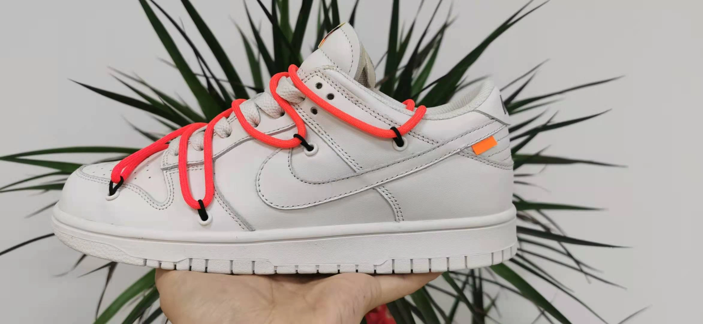 O*ff-W*hite x Nike Dunk Low Tailored 520