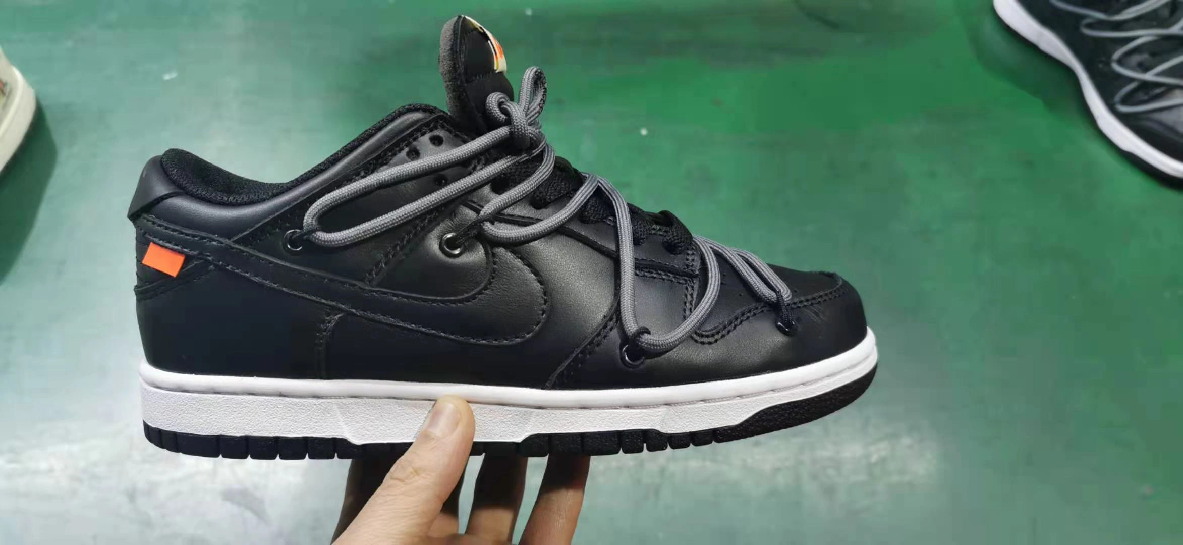 O*ff-W*hite x Nike Dunk Low Tailored 520