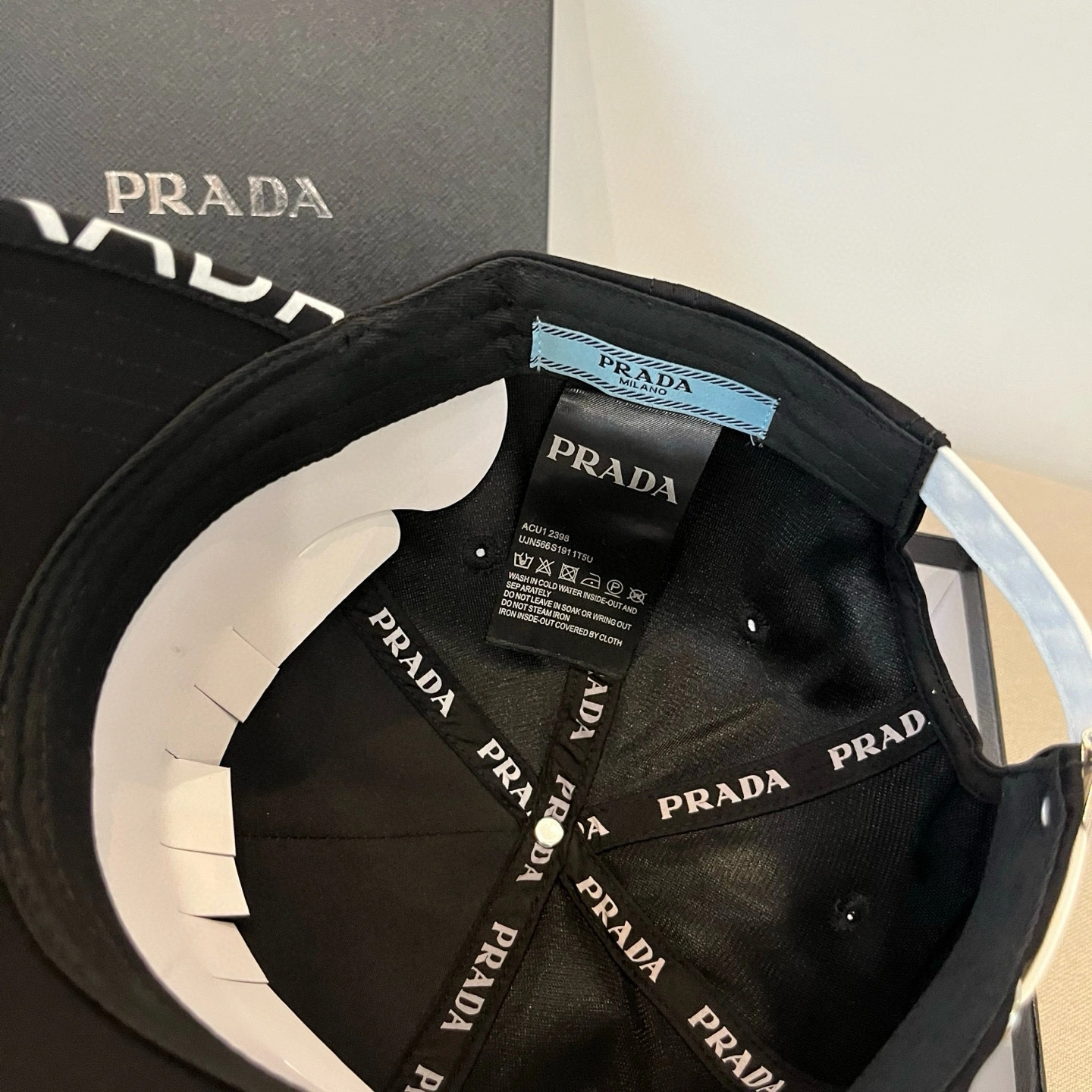 Parda Hats Top XX20250410- ZipUp 17406