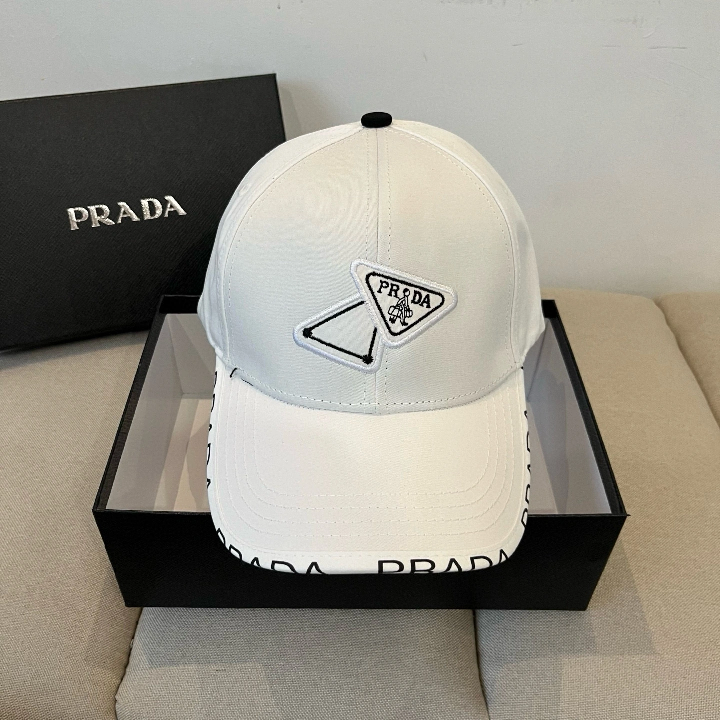 Parda Hats Top XX20250410- ZipUp 17406
