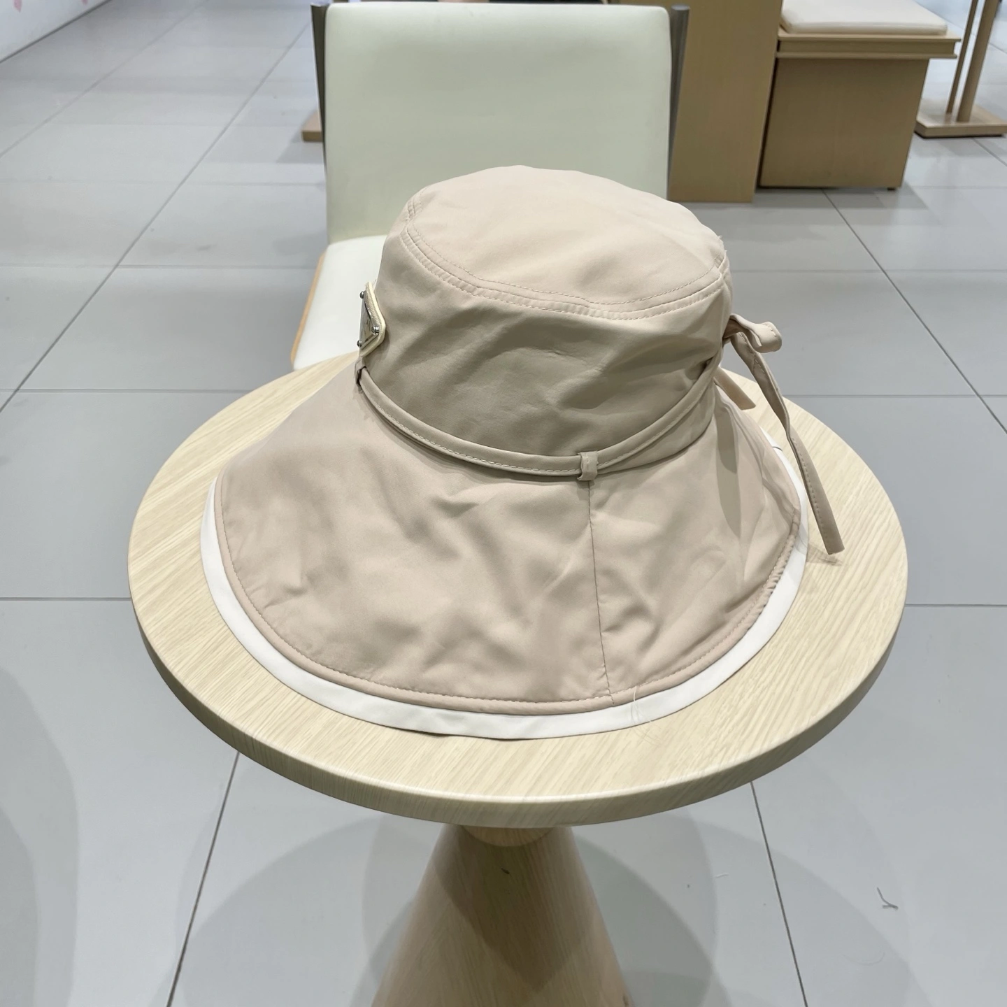 Comfortable P*arda Hats Top XX20250411- 17382