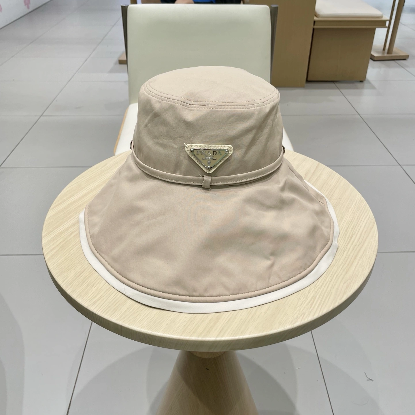 Comfortable P*arda Hats Top XX20250411- 17382