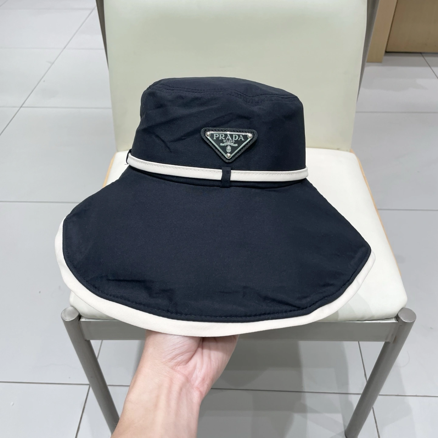 Comfortable P*arda Hats Top XX20250411- 17382