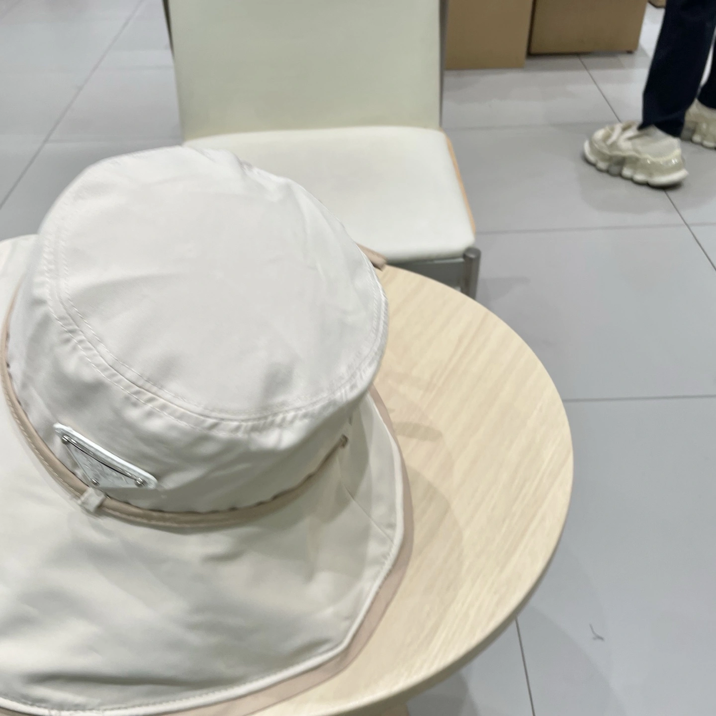 Comfortable P*arda Hats Top XX20250411- 17382