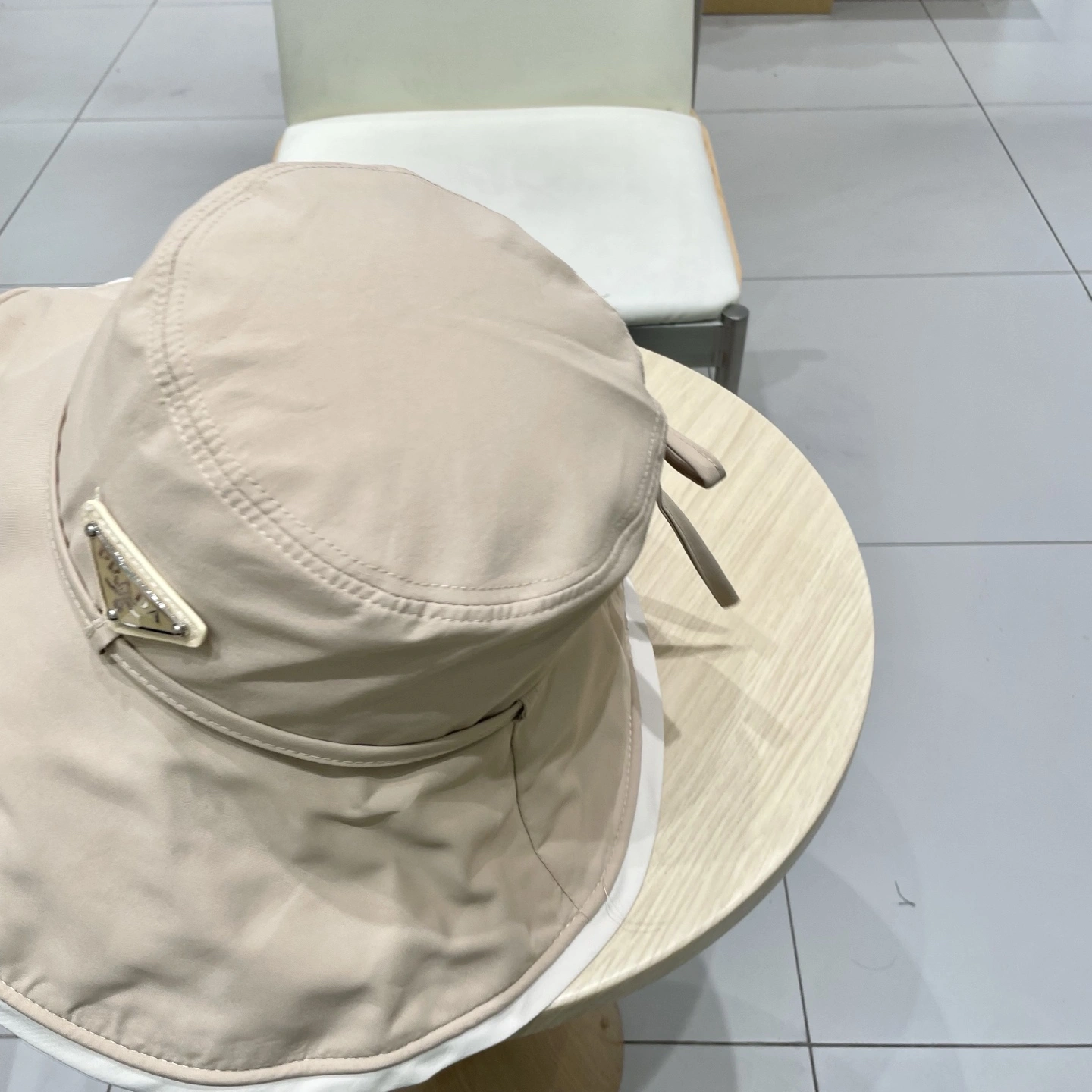 Comfortable P*arda Hats Top XX20250411- 17382