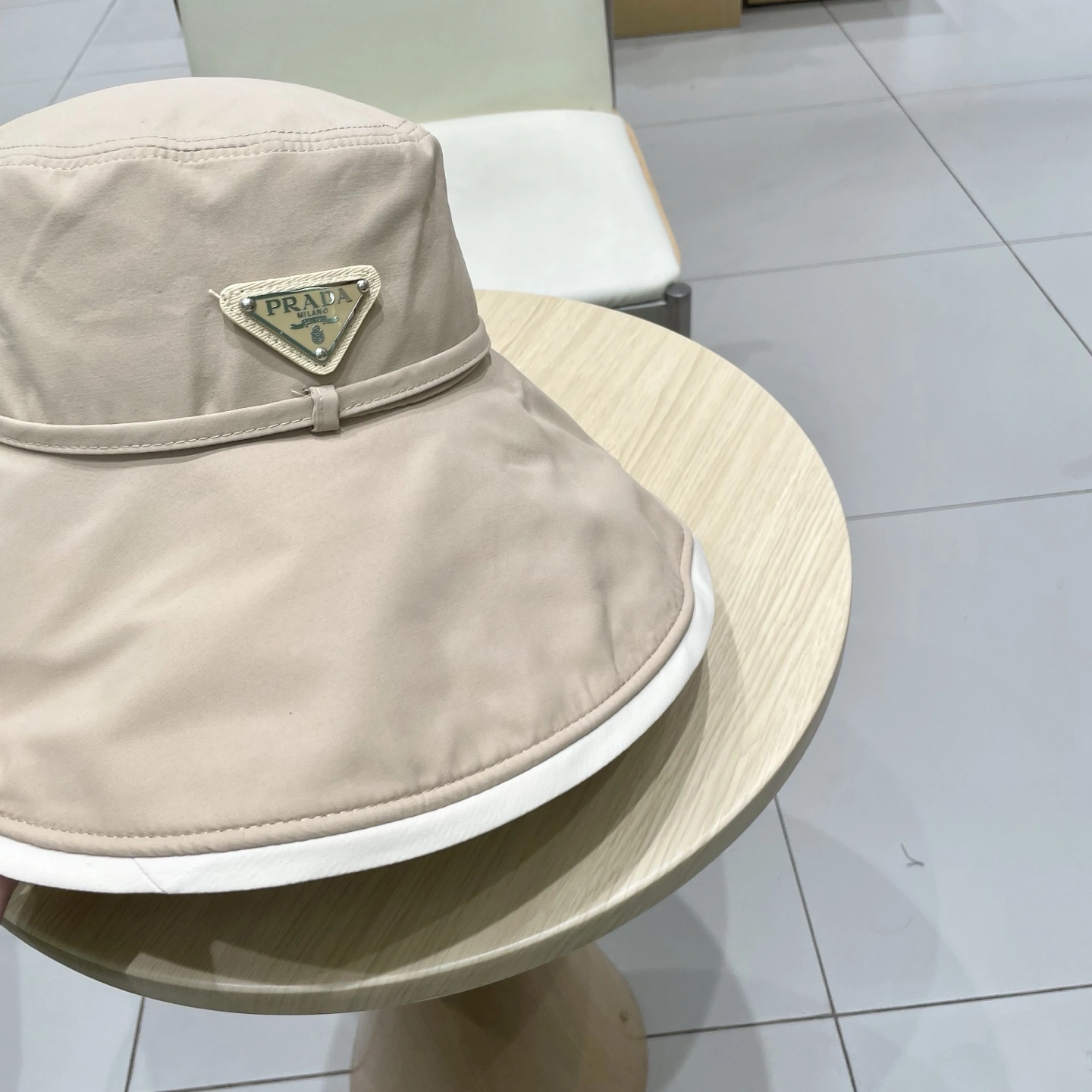 Comfortable P*arda Hats Top XX20250411- 17382