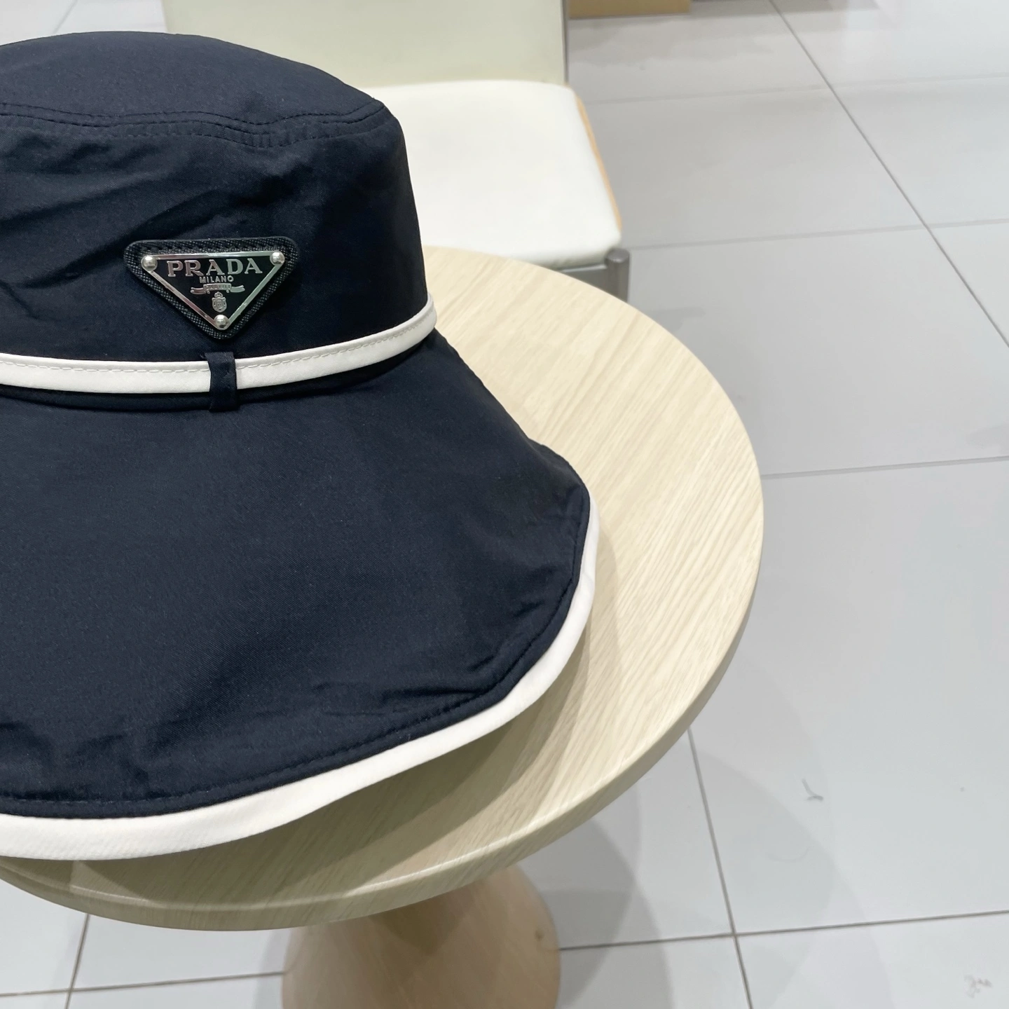 Comfortable P*arda Hats Top XX20250411- 17382