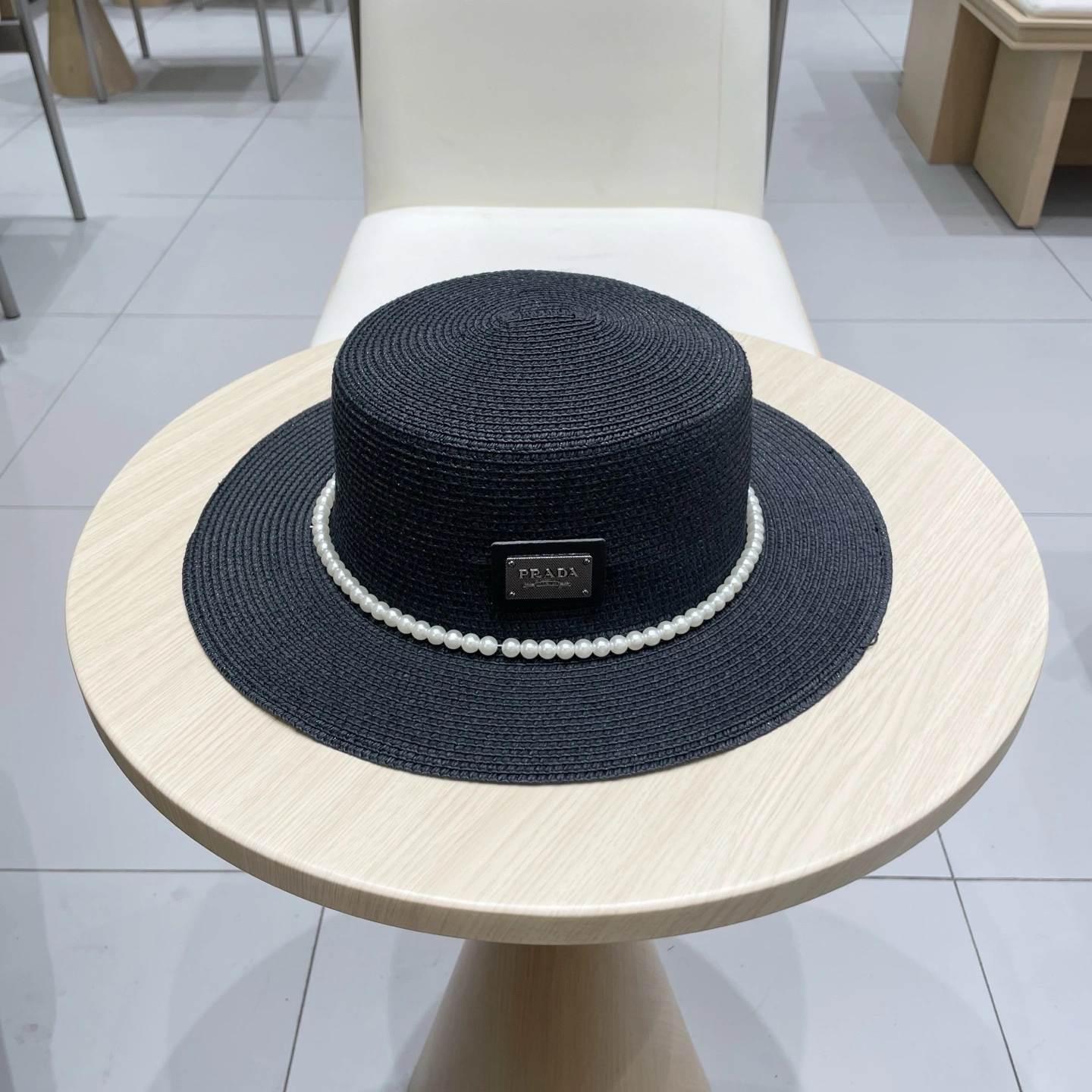 NewStyle P*arda Hats Top XX20250411- 17340